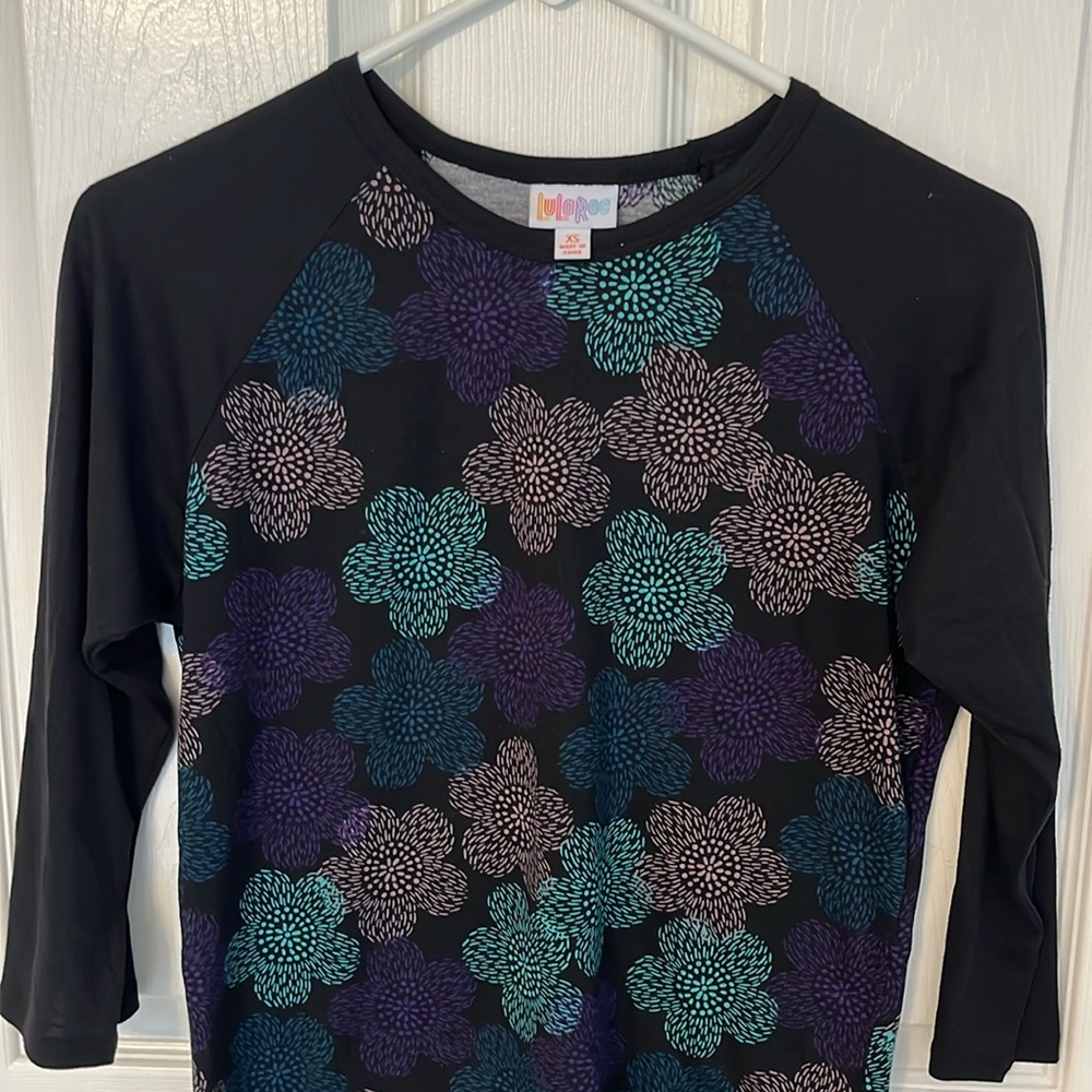 LuLaRoe Simply Comfortable 3/4 sleeve floral tunic